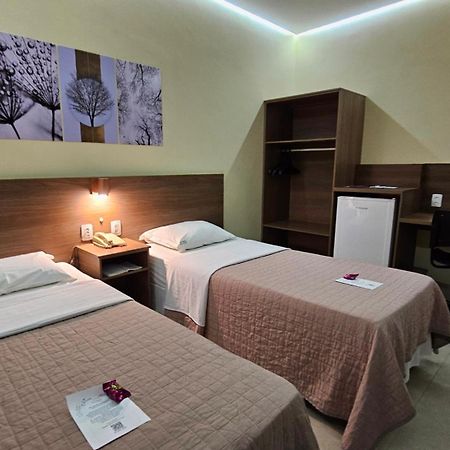 Hotel Vitoria Sinop Esterno foto
