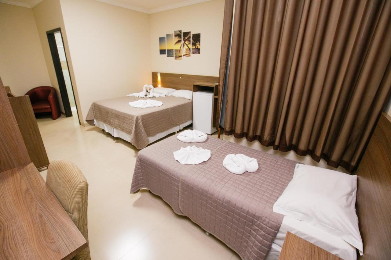 Hotel Vitoria Sinop Esterno foto