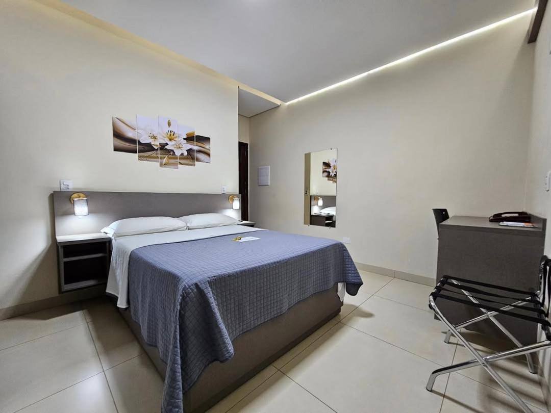 Hotel Vitoria Sinop Esterno foto