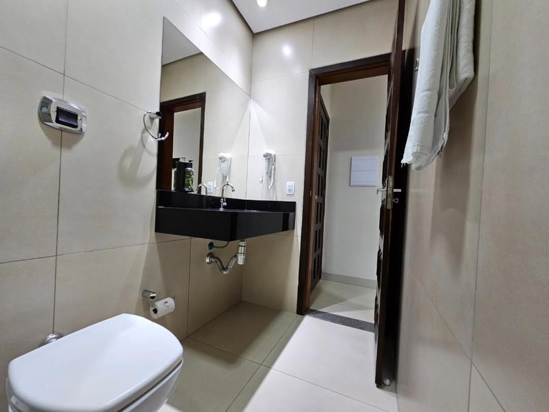 Hotel Vitoria Sinop Esterno foto