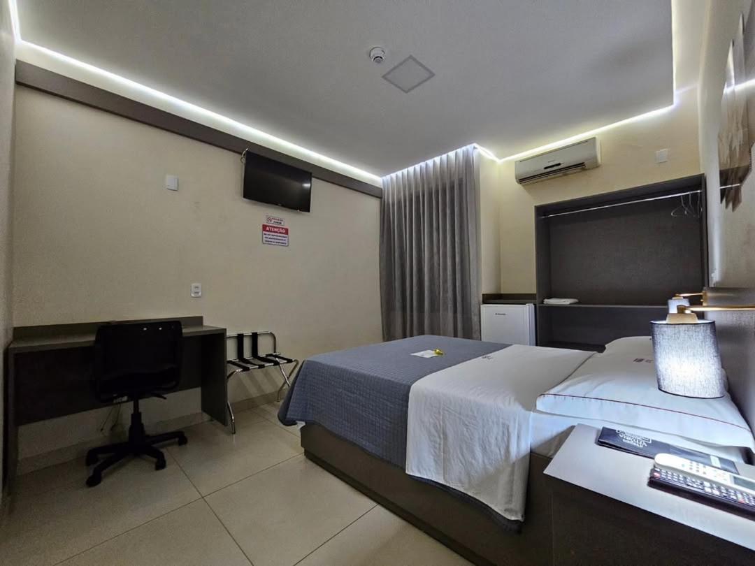 Hotel Vitoria Sinop Esterno foto