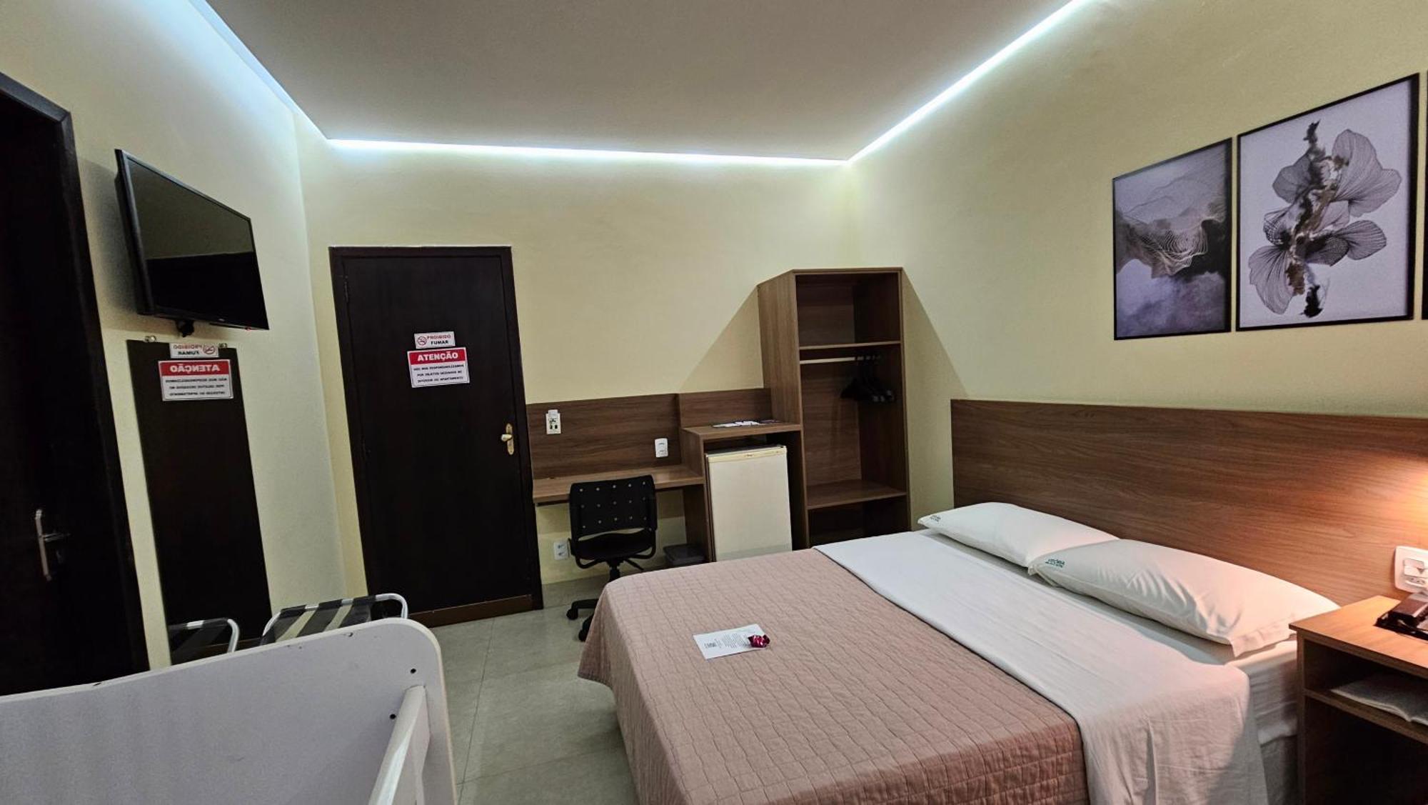 Hotel Vitoria Sinop Esterno foto